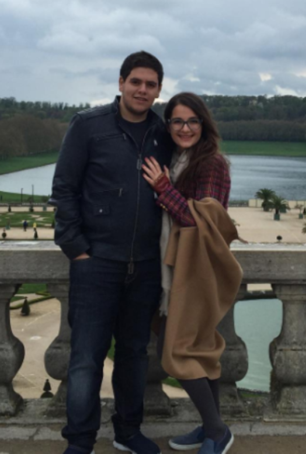 شام الذهبي وزوجها