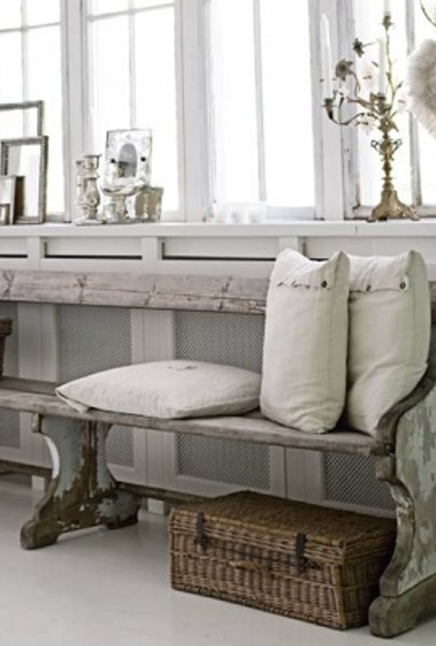 أناقة البيوت في الأثاث العتيق