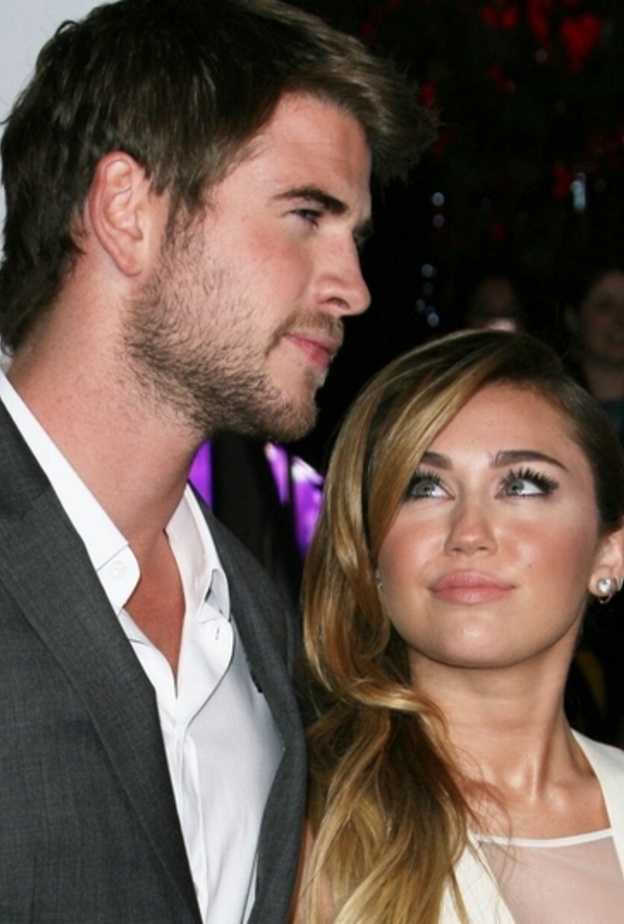 ليام هيمسوورث يخون مايلي سايرس للمرة الثانية ؟