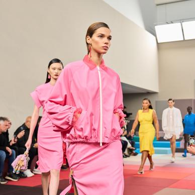 عرض أزياء Fendi لربيع وصيف 2026