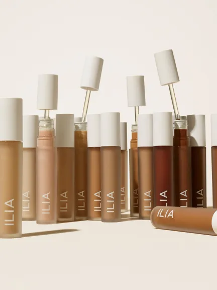 كونسيلر Skin Blur Serum من علامة ILIA Beauty