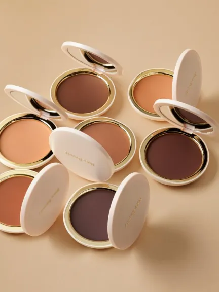 البودرة البرونزية WARM WISHES SOFT MATTE POWDER BRONZER من علامة RARE BEAUTY