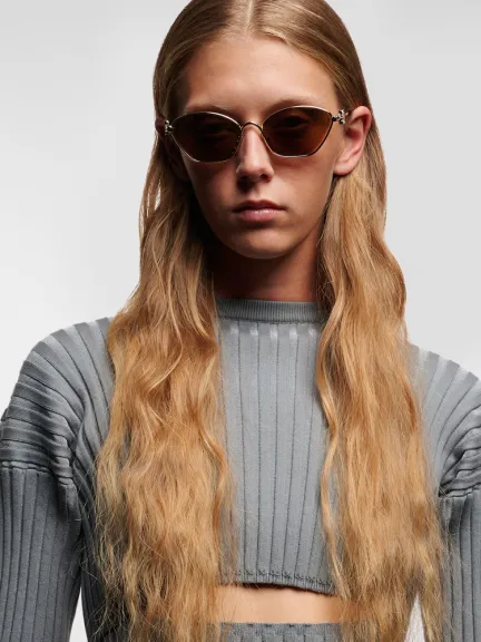 نظارات شمسيّة بستايل عيون القطة Anagram من Loewe