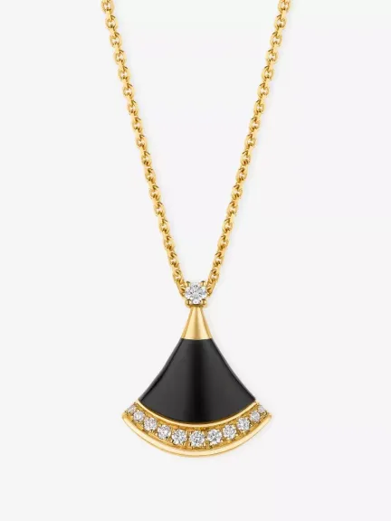 عقد Bvlgari المصنوع من الذهب الأصفر