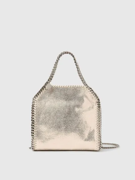 حقيبة بلون ملفت من Stella McCartney