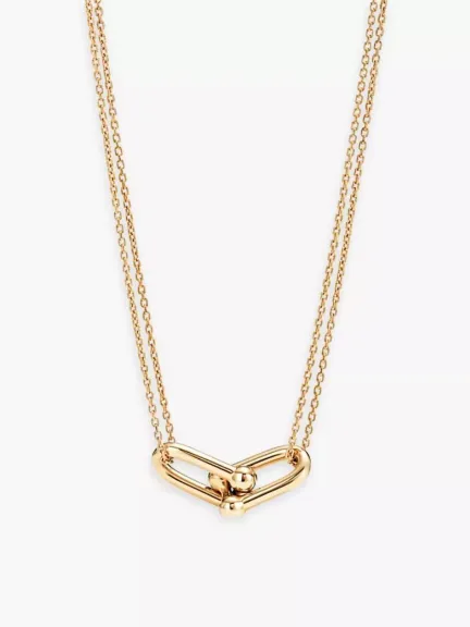 عقد من Tiffany & Co.	