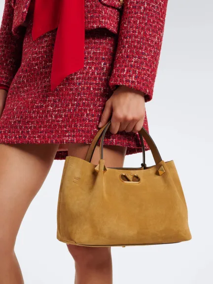 حقيبة بمقبض علوي من الجلد السويدي VLogo Signature Small من Valentino Garavani	