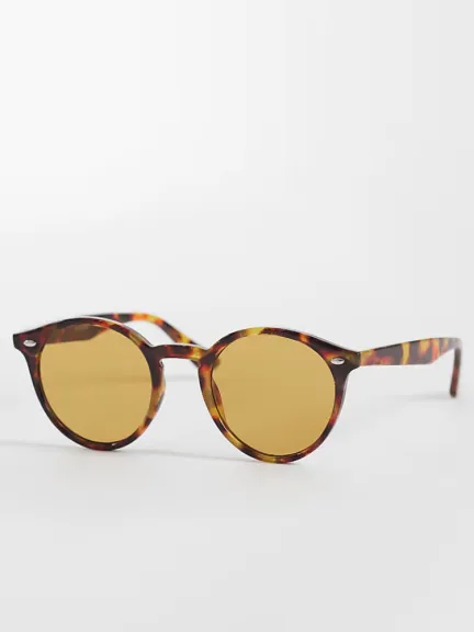 نظارة بتصميم دائري من ASOS DESIGN