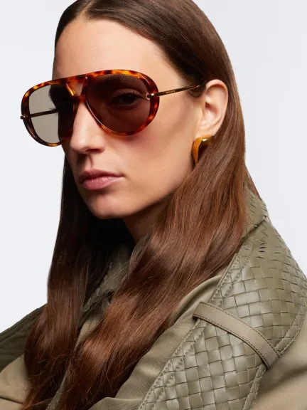 نظارات شمسية ستايل أفياتور Classic من Bottega Veneta