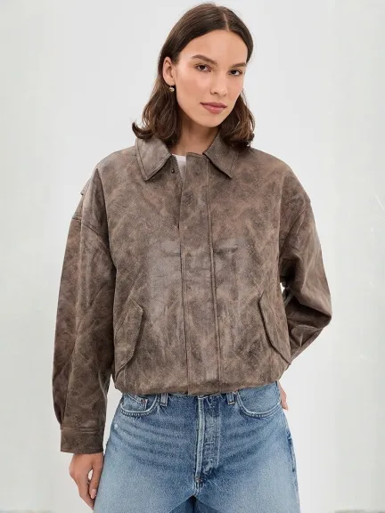 جاكيت جلدي بقصة Bomber من Lioness