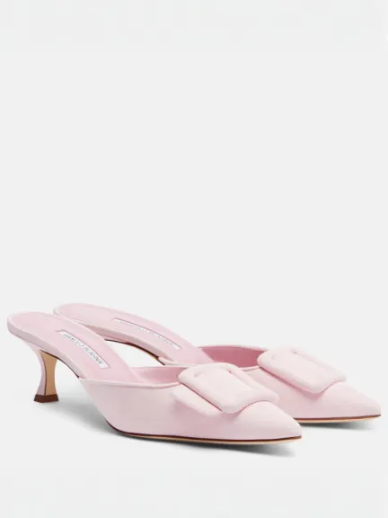 حذاء Mule باللون الوردي من Manolo Blahnik