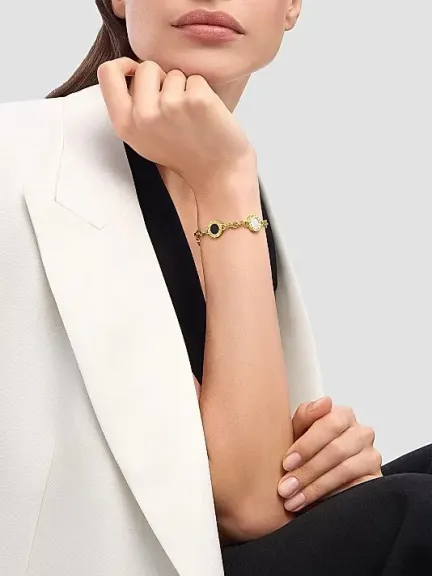 سوار BVLGARI BVLGARI من الذهب الأصفر وصدف اللؤلؤ والعقيق الأسود	