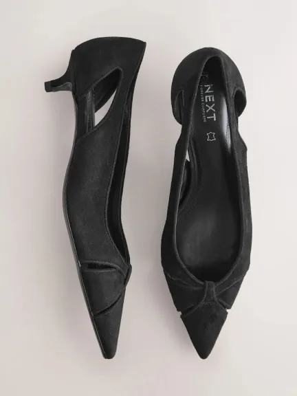 Kitten Heels من الشمواه مع تفاصيل Cut Out من Next