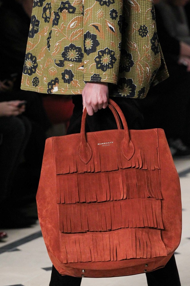 حرفة عالية وألوان رائعة لدى Burberry Prorsum