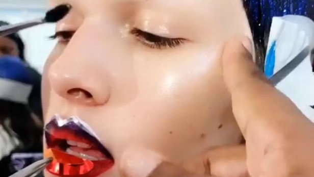 مجموعة ميزون مارجيلا للهوت كوتور لموسم خريف وشتاء 2018