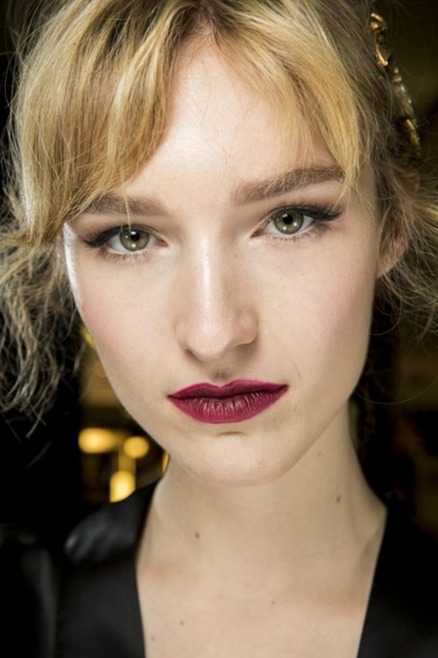 عندما تُكرّم دار Dolce & Gabbana الأم.. والعائلة!