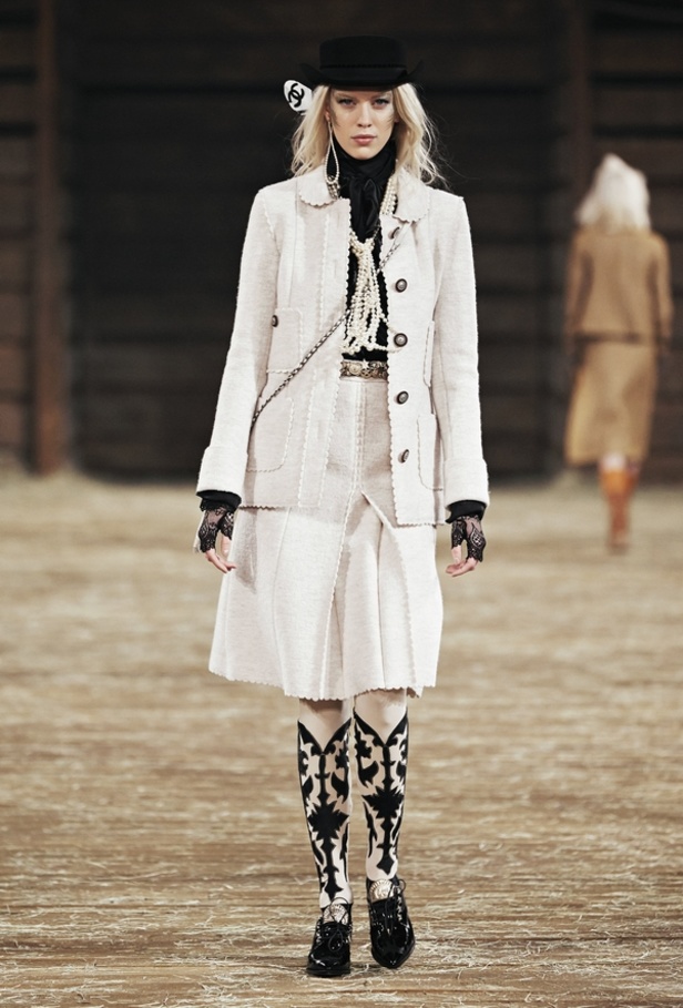 كوكو شانيل تطل من دالاس مرة أخرى