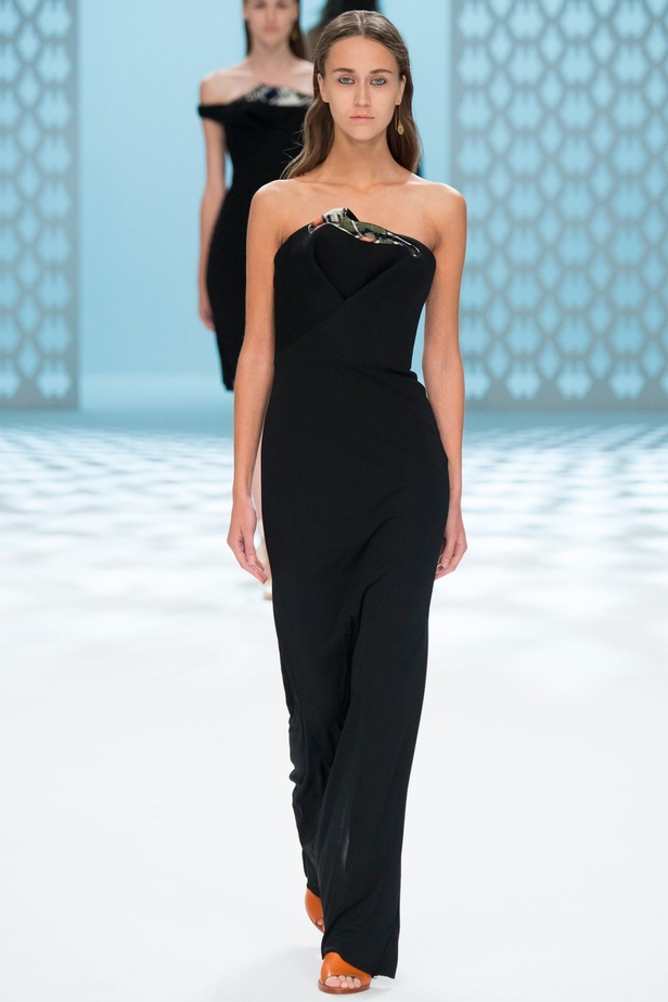 Chalayan واتقان فن البساطة