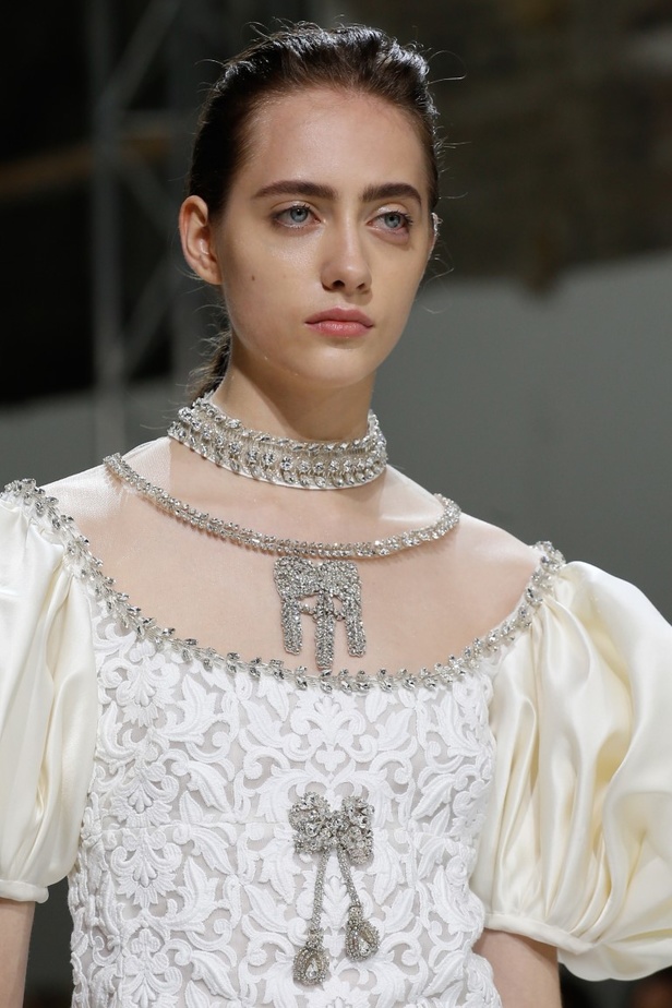 مجموعة Giambattista Valli للهوت كوتور لموسم خريف 2016