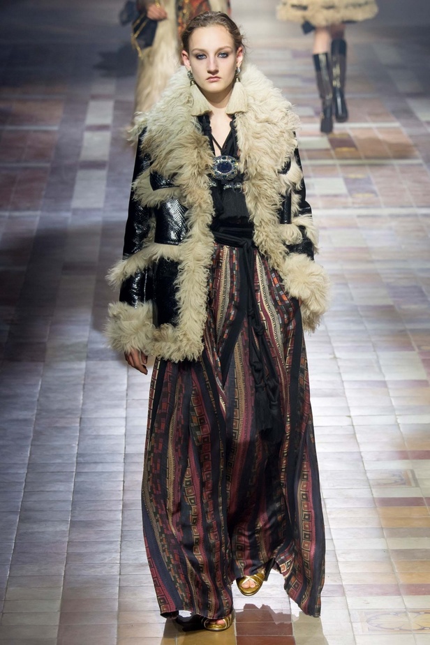Lanvin تقدم أجمل مجموعاتها وتستوحيها من كازابلانكا