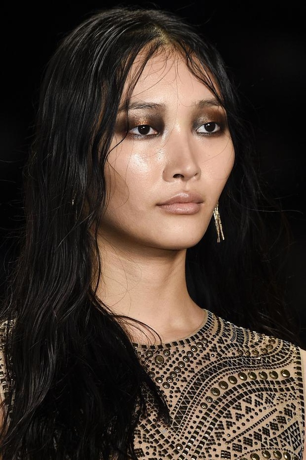 وشوم الجلد تغزو تصاميم Tadashi Shoji في نيويورك