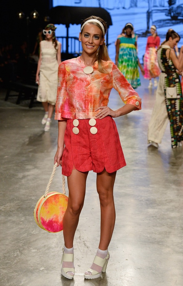 عرض ازياء Zaroon By Zareena لربيع و صيف 2016