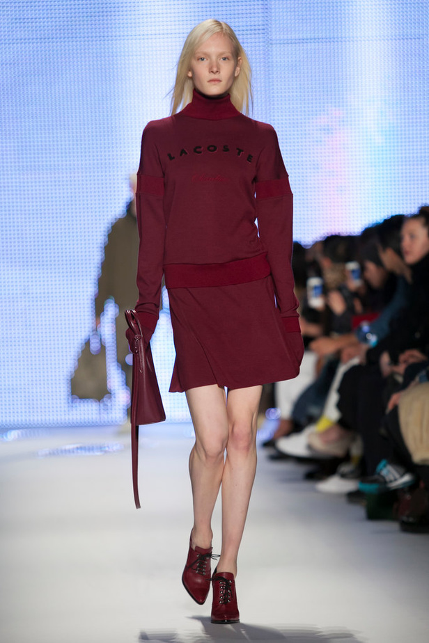 LACOSTE: أناقة لا تعرف التعب