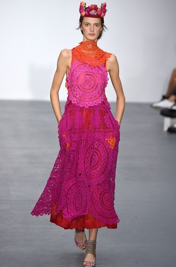 مجموعة Bora Aksu لربيع و صيف 2016