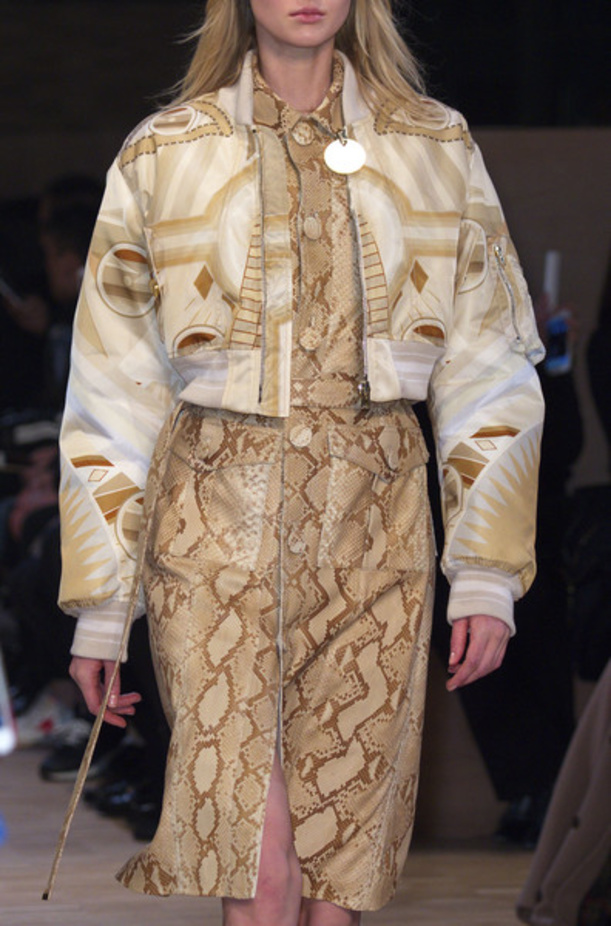 مجموعة جيفنشي لخريف وشتاء 2016-2017