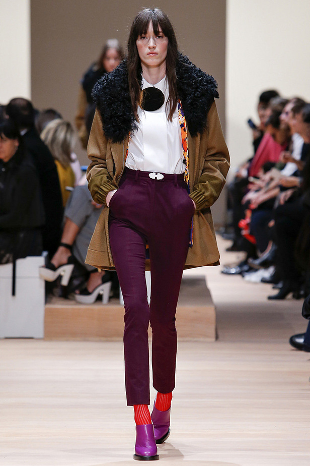 أناقة باريسيّة عصريّة في تصاميم "Carven"