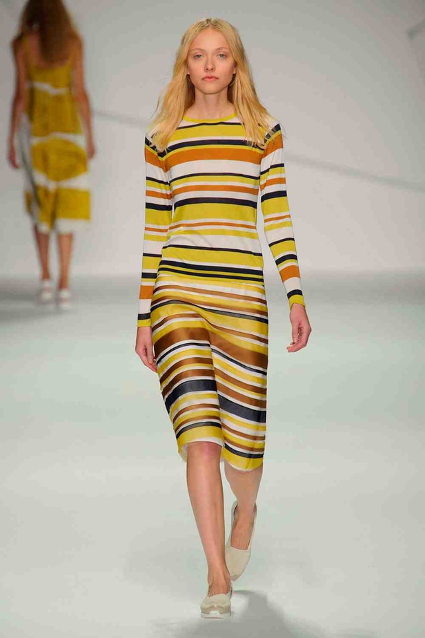 حرير JASPER CONRAN يصنع ربيعك الخاص