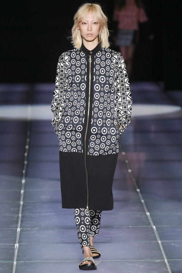 تخريمات دائرية ونقوش متداخلة في مجموعة FAUSTO PUGLISI