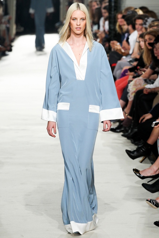 Alexis Mabille للمرأة القوية والحساسة في آن