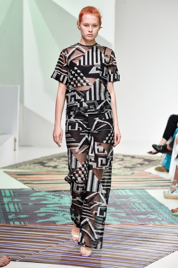 عرض ازياء Taller Marmo لربيع و صيف 2016