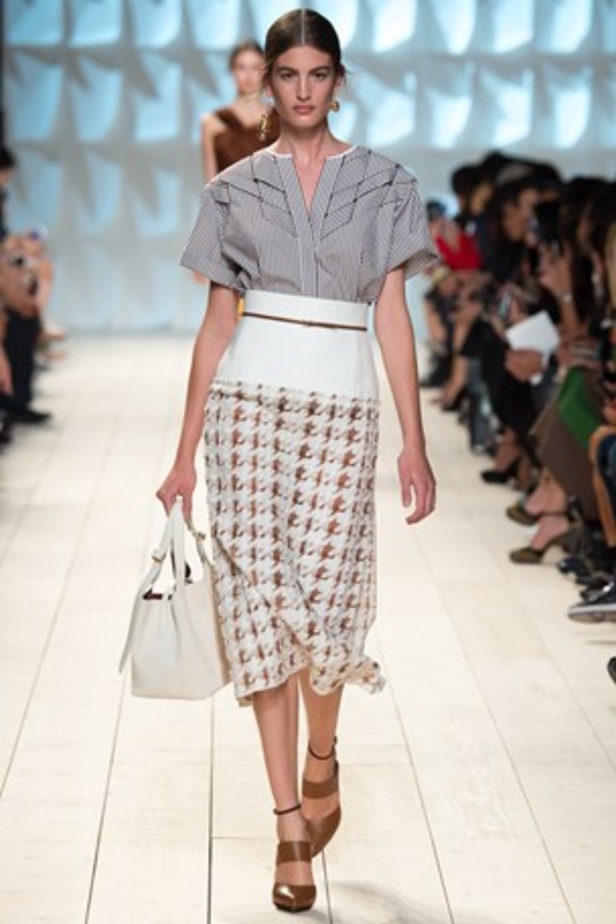 الأنوثة والرقي يتناغمان في مجموعة  Nina Ricci