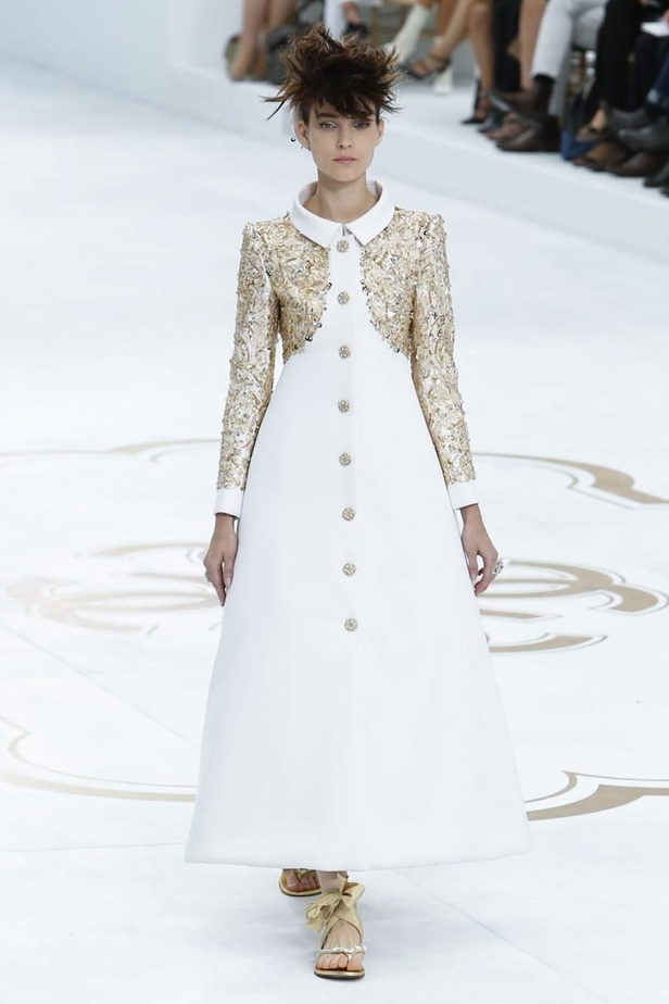 مجموعة Chanel Couture تُجسّد جوانب المرأة المتعددة!