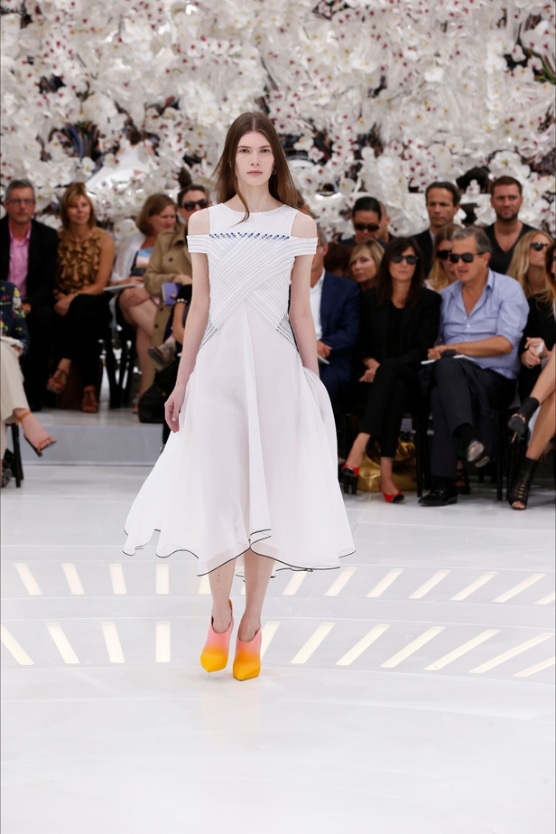 أميرات Christian Dior بين التاريخ والمستقبل