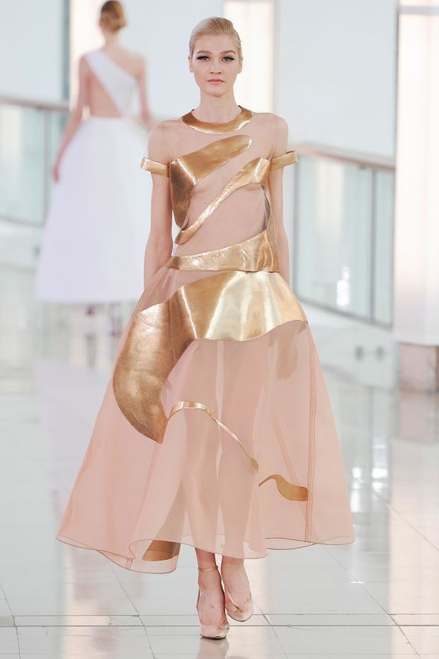 ستيفان رولان يحوّل الكلاسيكية الى قطع عصرية