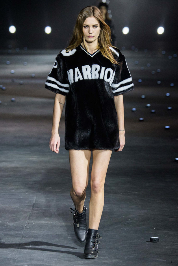 Philipp Plein يهدي مجموعته للإمرأة القوية!