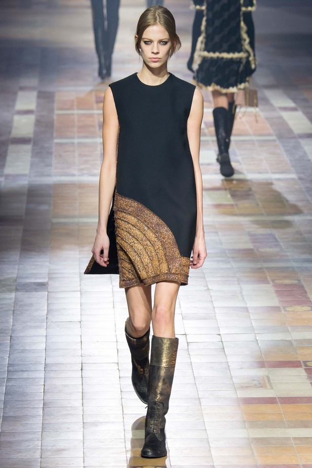 Lanvin تقدم أجمل مجموعاتها وتستوحيها من كازابلانكا