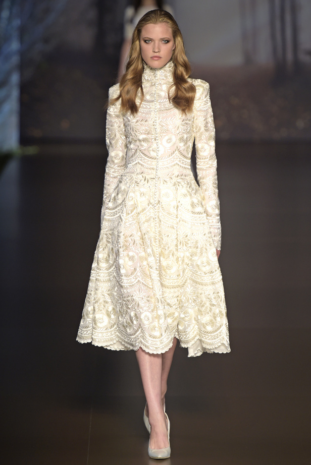 دعوة إلى حديقة Ralph&Russo المسحورة 