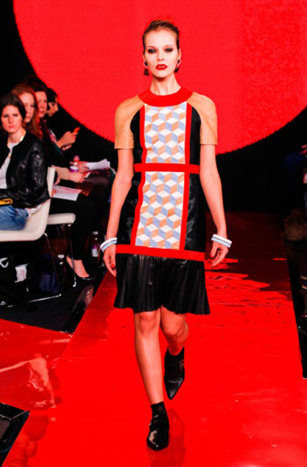 خريف وشتاء 2013 – Holly Fulton 