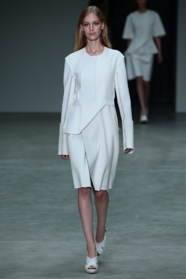 Calvin Klein: هوية جديدة للابيض والاسود