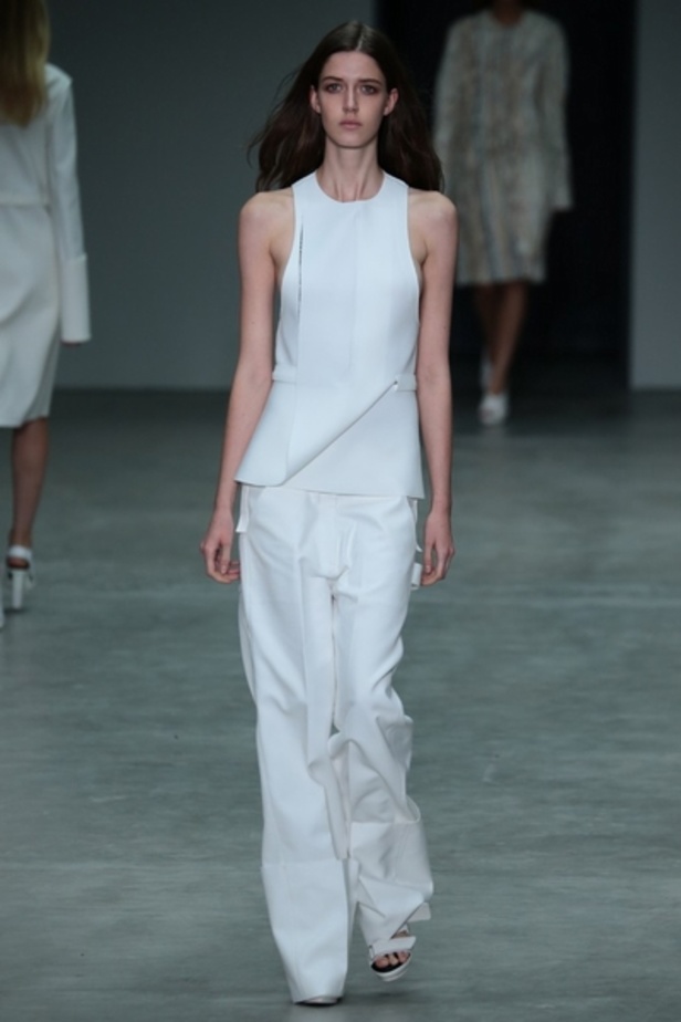 Calvin Klein: هوية جديدة للابيض والاسود