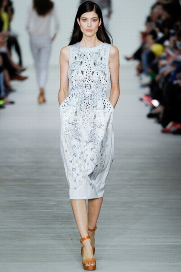 Matthew Williamson ابتكارات صيفية بامتياز