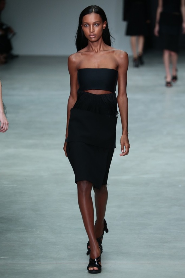 Calvin Klein: هوية جديدة للابيض والاسود