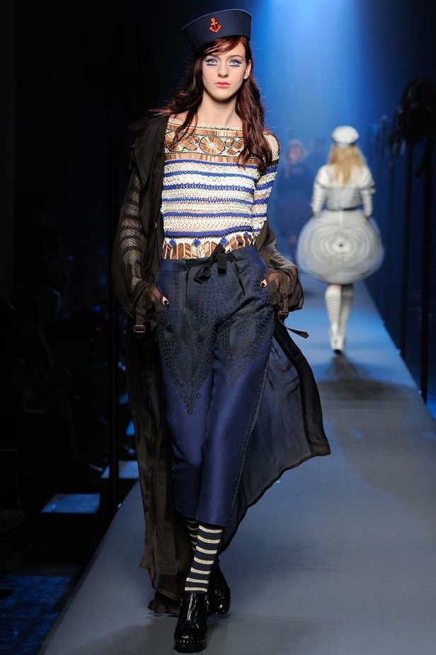 الغرابة والتنوّع في عرض أزياء  Jean Paul Gaultier