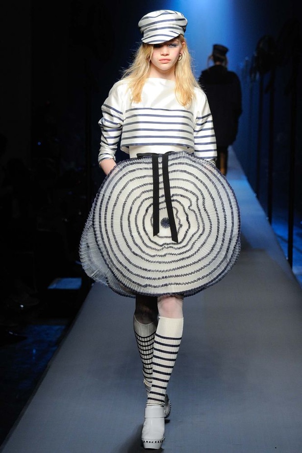 الغرابة والتنوّع في عرض أزياء  Jean Paul Gaultier