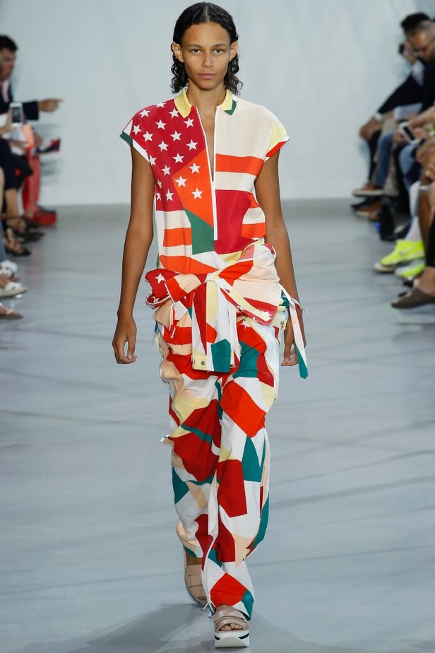 Lacoste ينقلنا إلى المستقبل مع مجموعة بالغة العصرية!