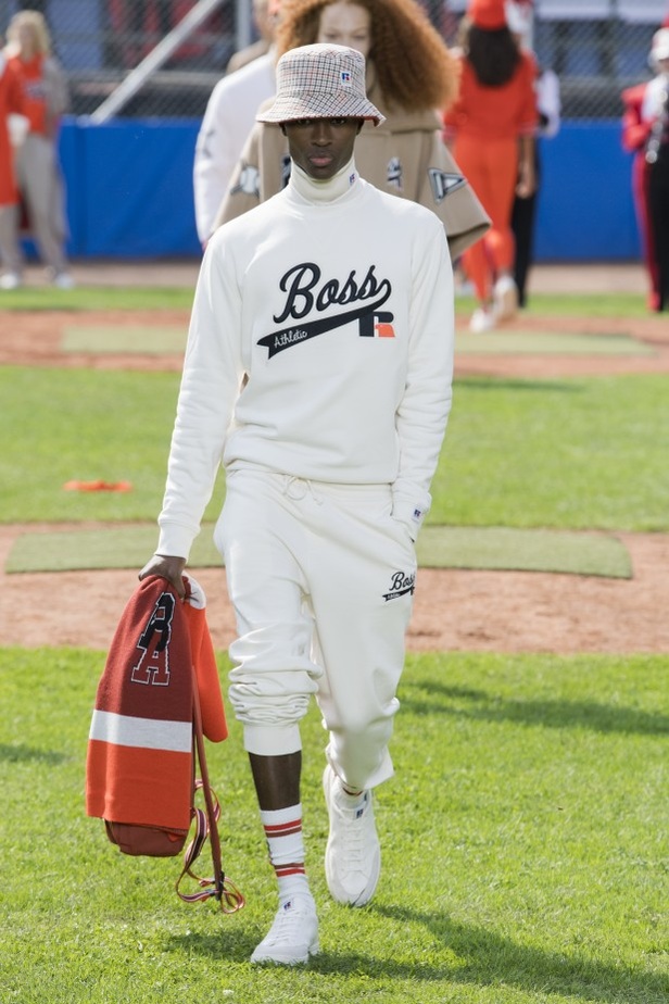 مجموعة Boss لربيع وصيف 2022 ضمن أسبوع الموضة في ميلانو